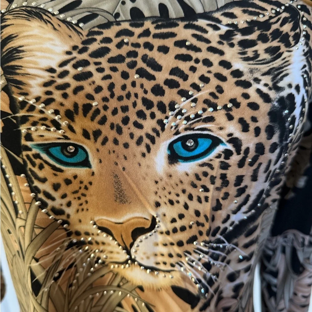 Valentina Women’s Leopard Top Size Medium Studded Blue Eyes 3/4 Sleeve - Picture 3 of 6